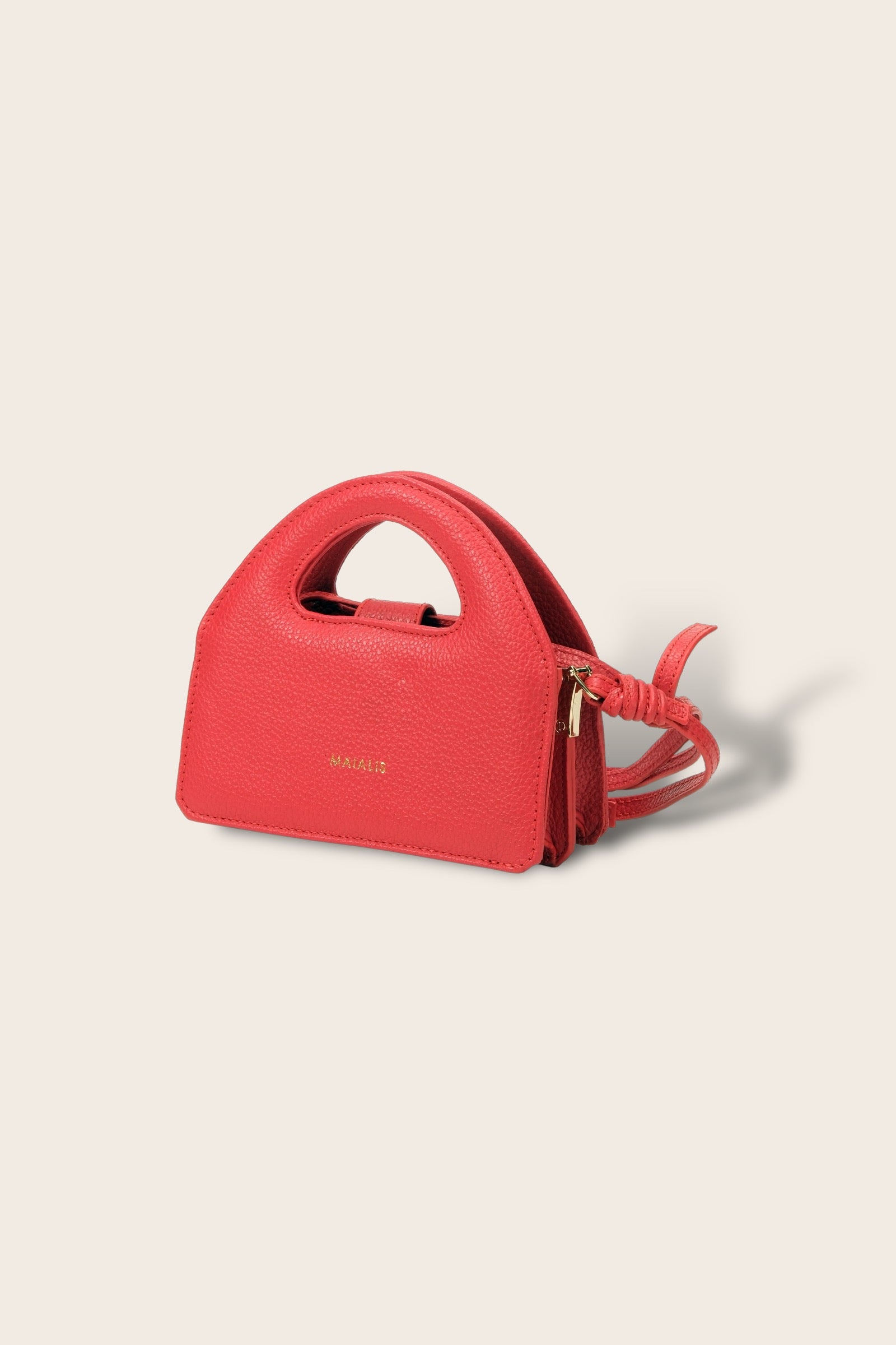 Cara Red