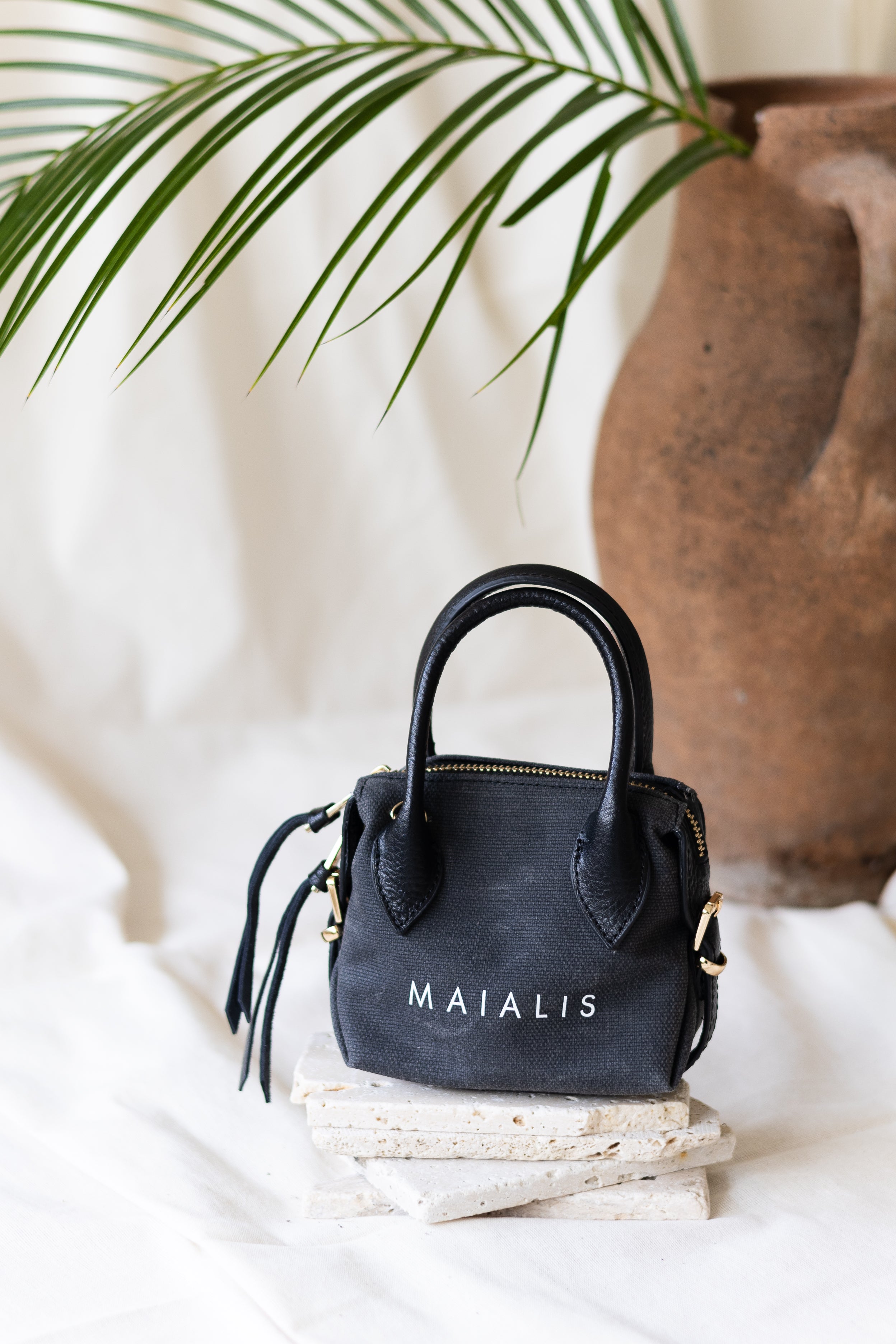 Marcelo Mini Black Canvas