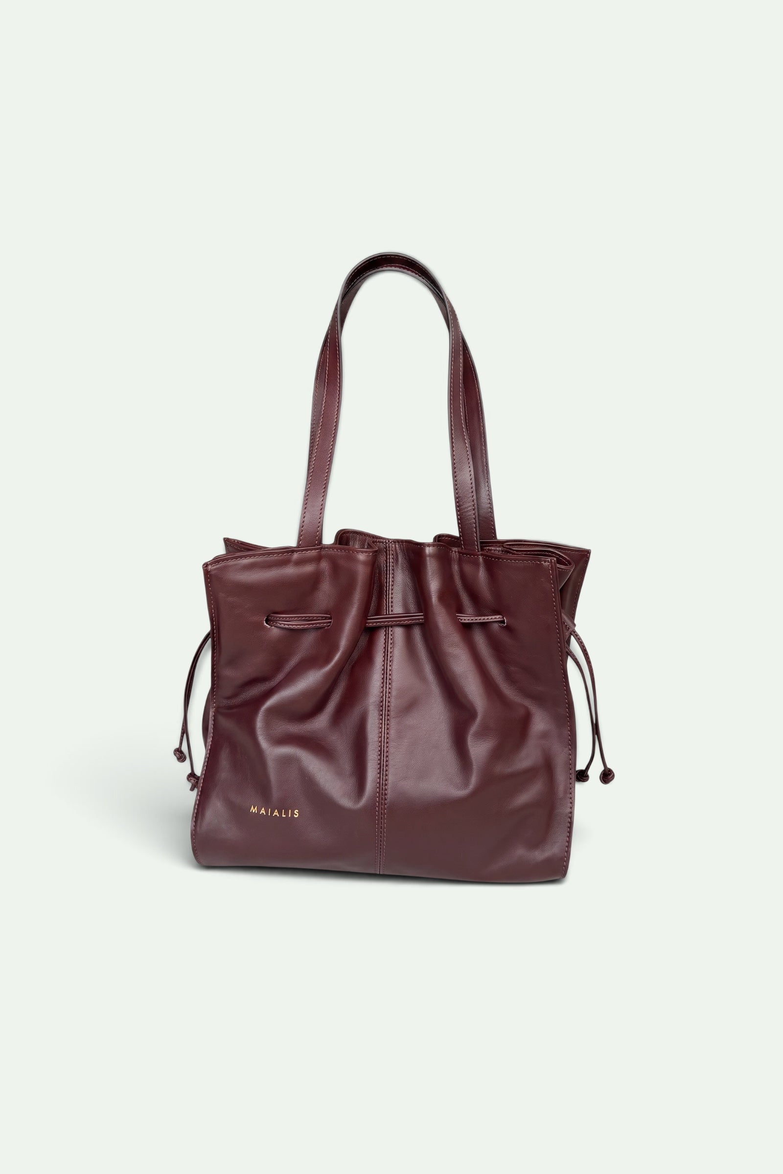 Isabella Reddish - Brown